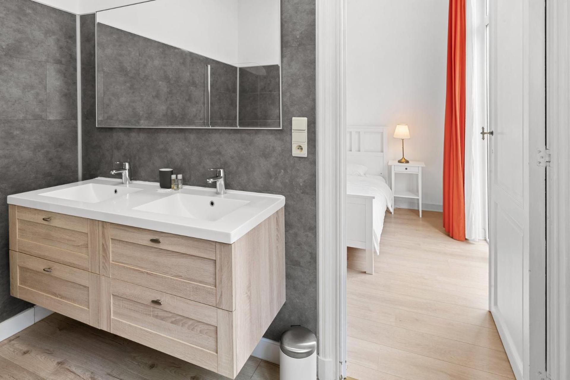 Apartment In Brussels, Lantsheere By Homenhancement Sa Екстер'єр фото